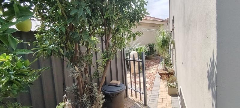 3 Bedroom Property for Sale in Vanderbijlpark SE 8 Gauteng