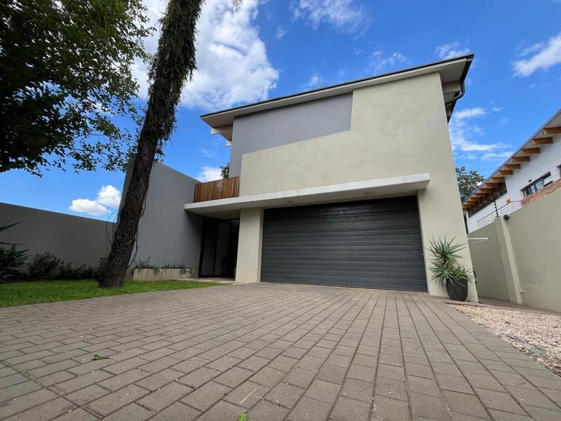 4 Bedroom Property for Sale in Waterkloof A H Gauteng