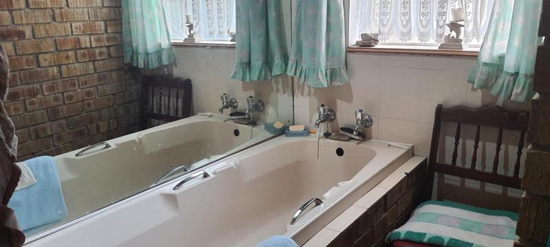 3 Bedroom Property for Sale in Rooiwal A H Gauteng