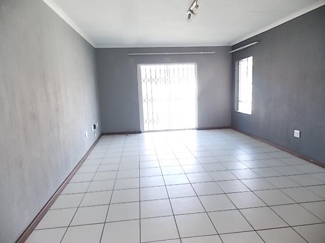 To Let 2 Bedroom Property for Rent in Comet Gauteng