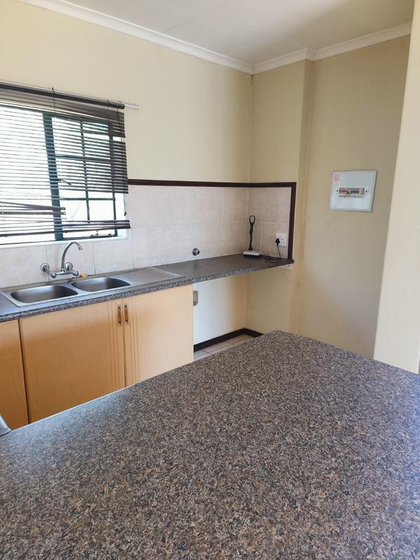 To Let 2 Bedroom Property for Rent in Mooikloof Ridge Gauteng