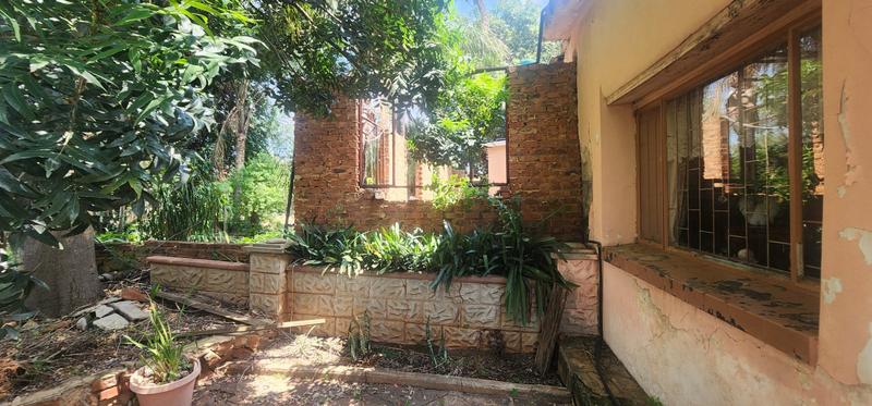 5 Bedroom Property for Sale in The Orchards Gauteng