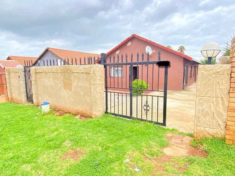 4 Bedroom Property for Sale in Ennerdale Gauteng