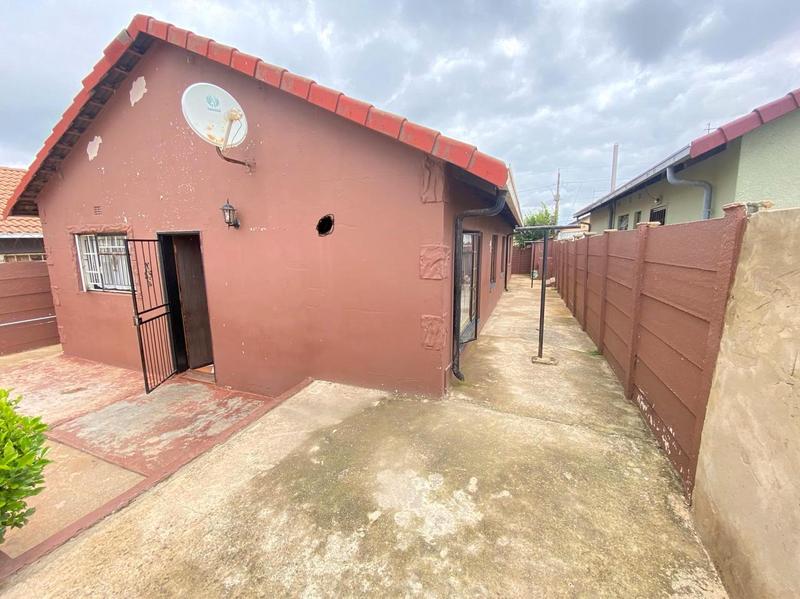 4 Bedroom Property for Sale in Ennerdale Gauteng