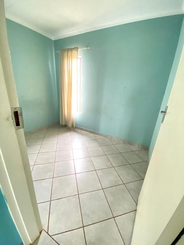 2 Bedroom Property for Sale in Lehae Gauteng