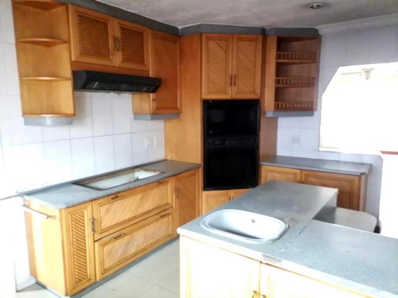 4 Bedroom Property for Sale in Lenasia Gauteng