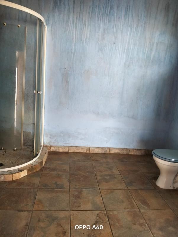 1 Bedroom Property for Sale in Roodekop Gauteng