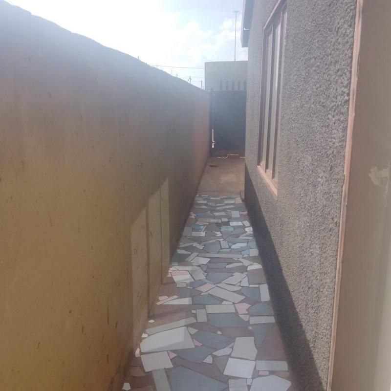 1 Bedroom Property for Sale in Zonkezizwe Gauteng