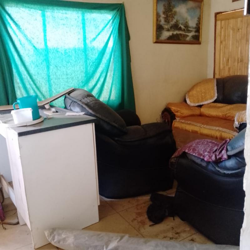 1 Bedroom Property for Sale in Zonkezizwe Gauteng