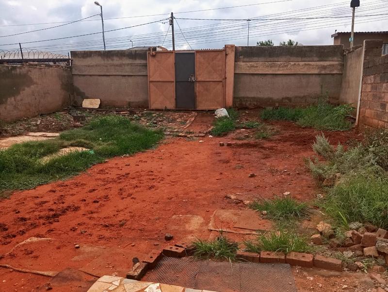 3 Bedroom Property for Sale in Thulani Gauteng