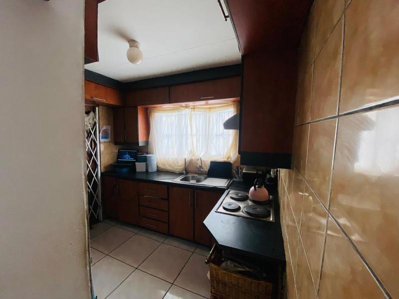 3 Bedroom Property for Sale in Birchleigh North Gauteng