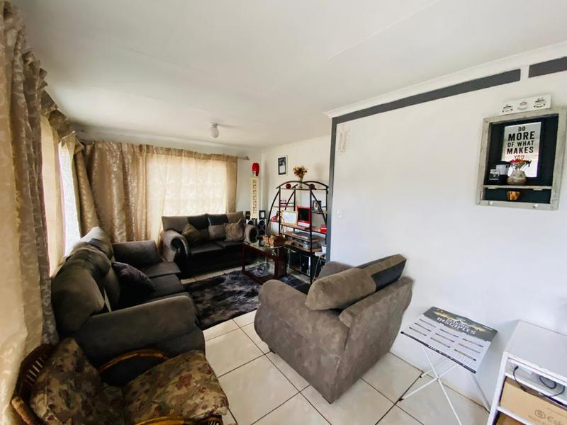 3 Bedroom Property for Sale in Birchleigh North Gauteng