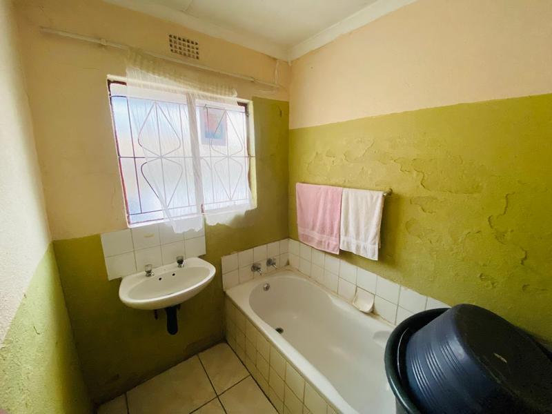 3 Bedroom Property for Sale in Birchleigh North Gauteng