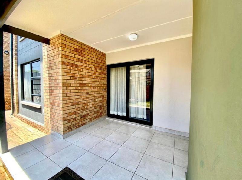 3 Bedroom Property for Sale in Amberfield Gauteng