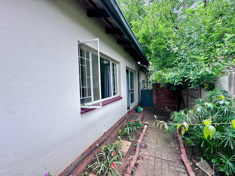 5 Bedroom Property for Sale in Magalieskruin Gauteng