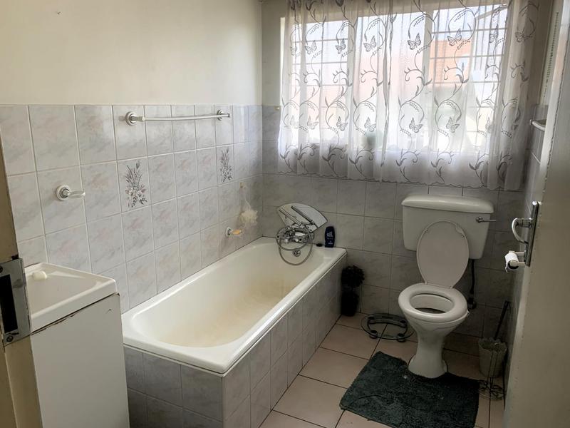 3 Bedroom Property for Sale in Freeway Park Gauteng