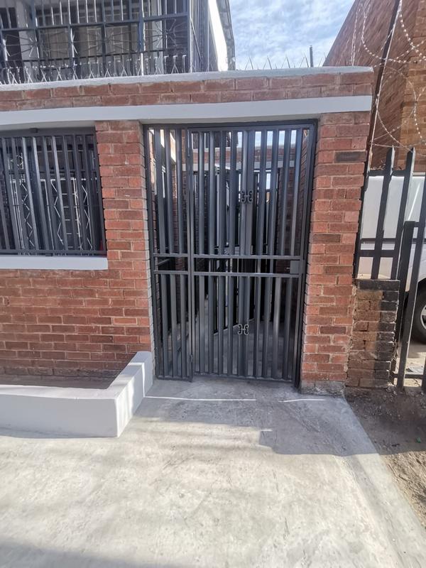 To Let 4 Bedroom Property for Rent in Actonville Gauteng