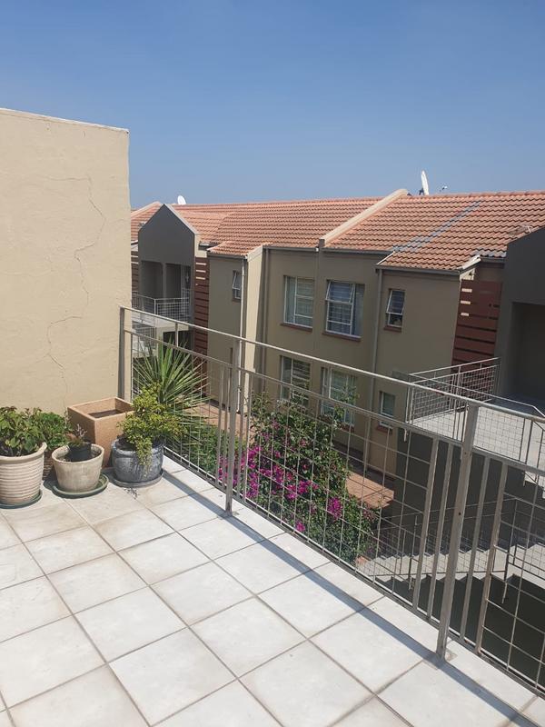 2 Bedroom Property for Sale in Bedford Gardens Gauteng