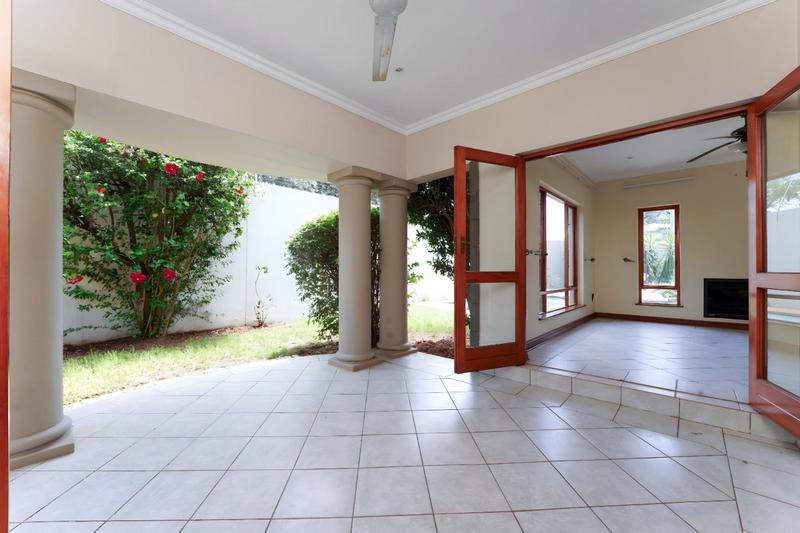 To Let 4 Bedroom Property for Rent in Beverley Gauteng