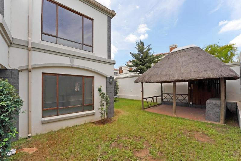 To Let 4 Bedroom Property for Rent in Beverley Gauteng