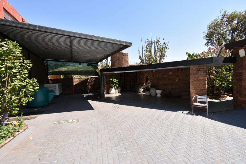 4 Bedroom Property for Sale in Noordheuwel Gauteng