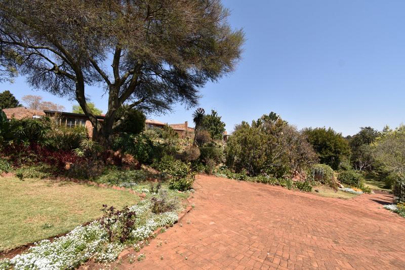 4 Bedroom Property for Sale in Noordheuwel Gauteng