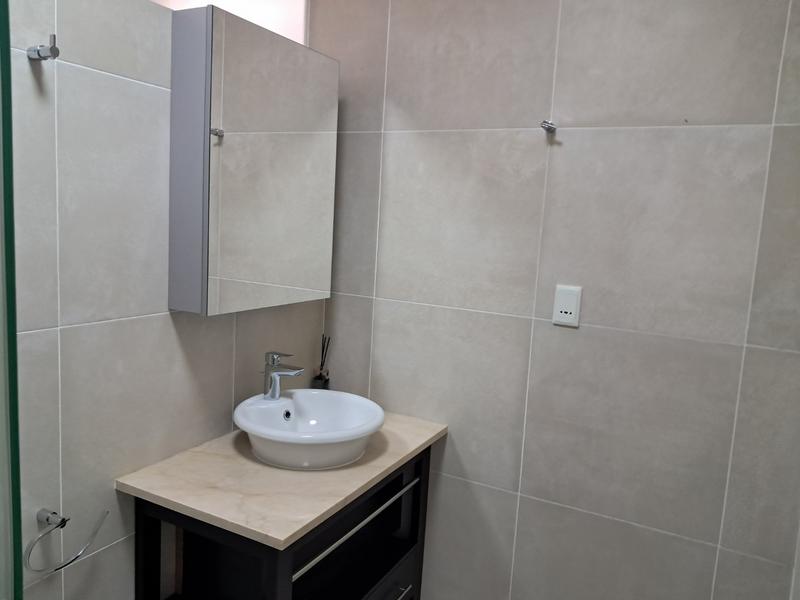 To Let 2 Bedroom Property for Rent in Sandton Central Gauteng