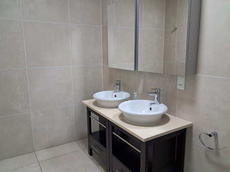 To Let 2 Bedroom Property for Rent in Sandton Central Gauteng