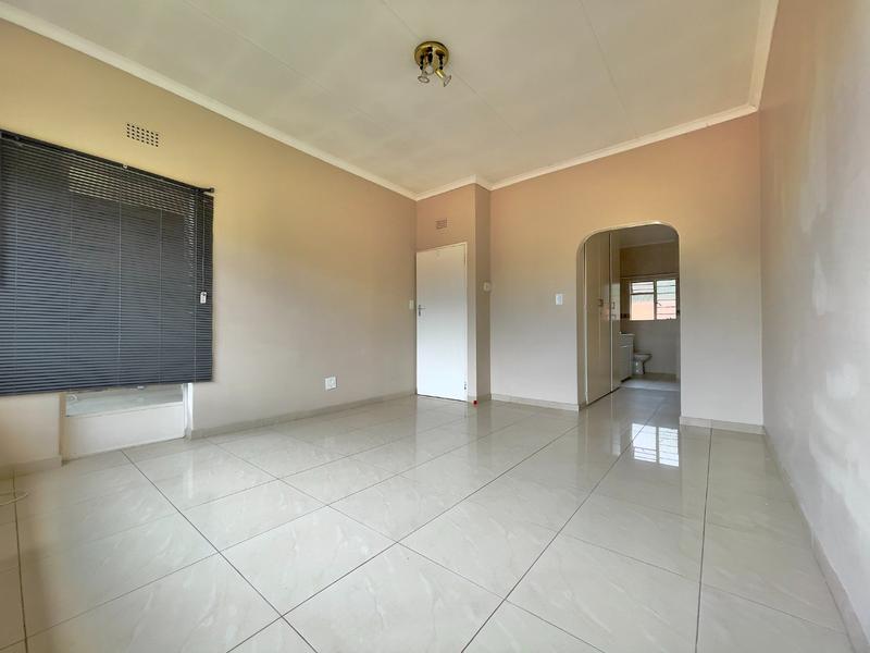 4 Bedroom Property for Sale in Fairland Gauteng