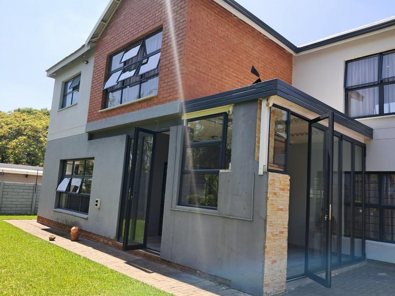 4 Bedroom Property for Sale in Ferndale Gauteng