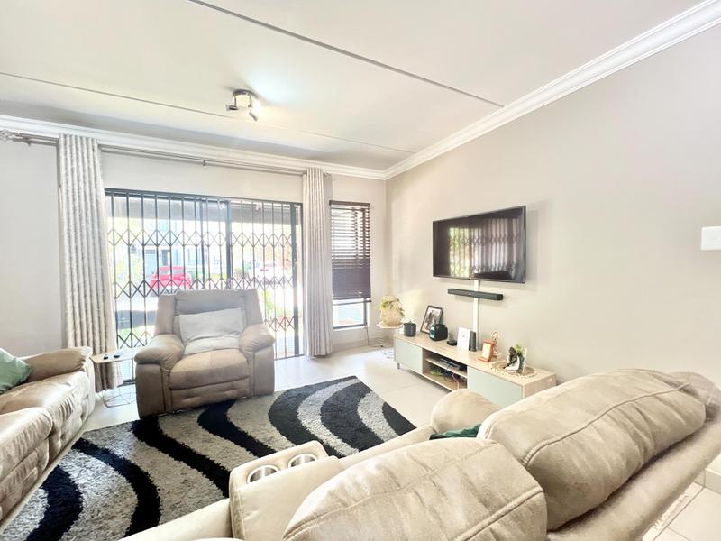 3 Bedroom Property for Sale in Broadacres Gauteng