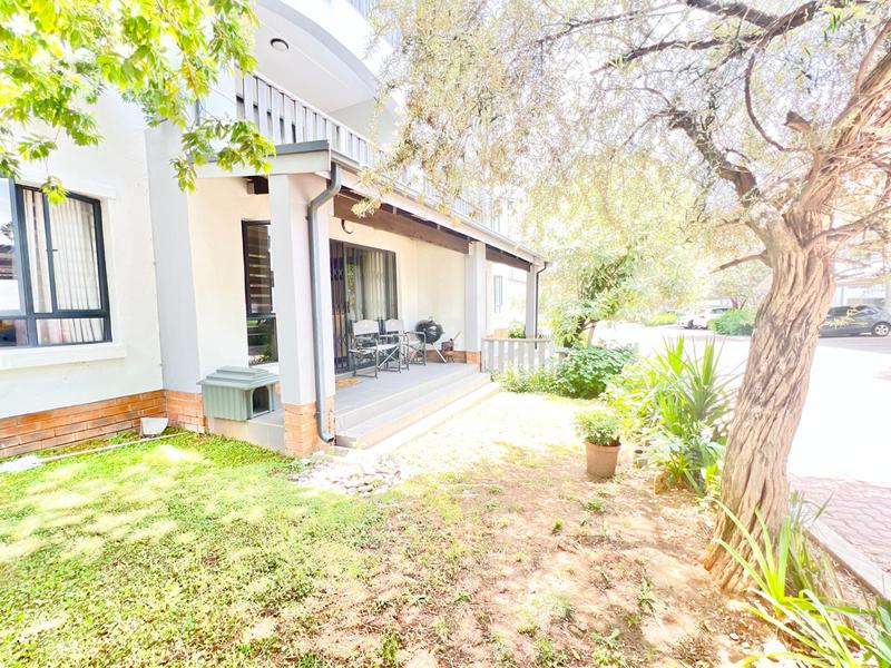 3 Bedroom Property for Sale in Broadacres Gauteng