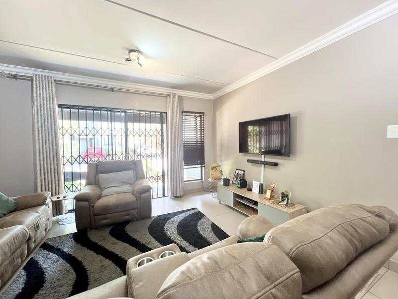 3 Bedroom Property for Sale in Broadacres Gauteng