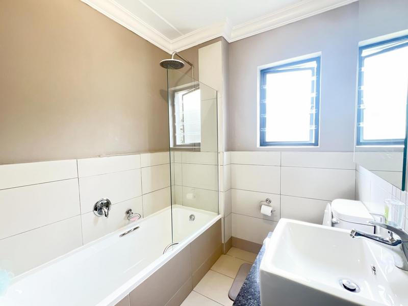 3 Bedroom Property for Sale in Broadacres Gauteng