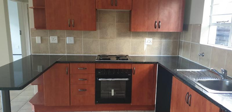 To Let 2 Bedroom Property for Rent in Bardene Gauteng