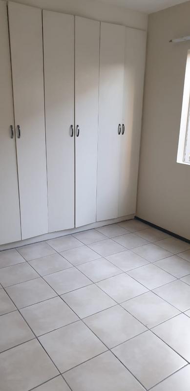 To Let 2 Bedroom Property for Rent in Bardene Gauteng