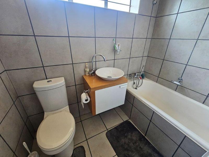 2 Bedroom Property for Sale in Eastleigh Gauteng