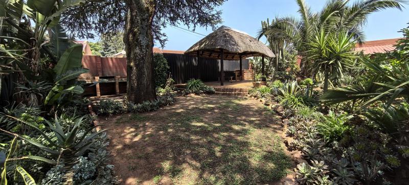 3 Bedroom Property for Sale in Wilro Park Gauteng