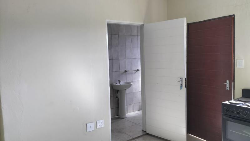 1 Bedroom Property for Sale in Norkem Park Gauteng