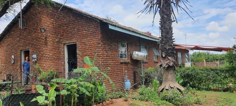 4 Bedroom Property for Sale in Lusthof Gauteng