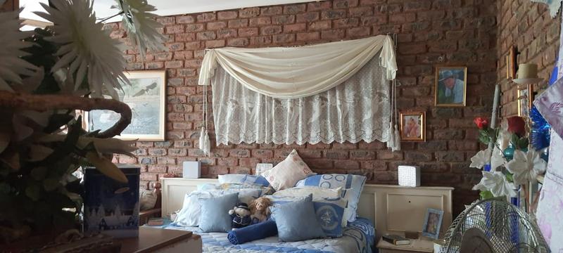 4 Bedroom Property for Sale in Lusthof Gauteng