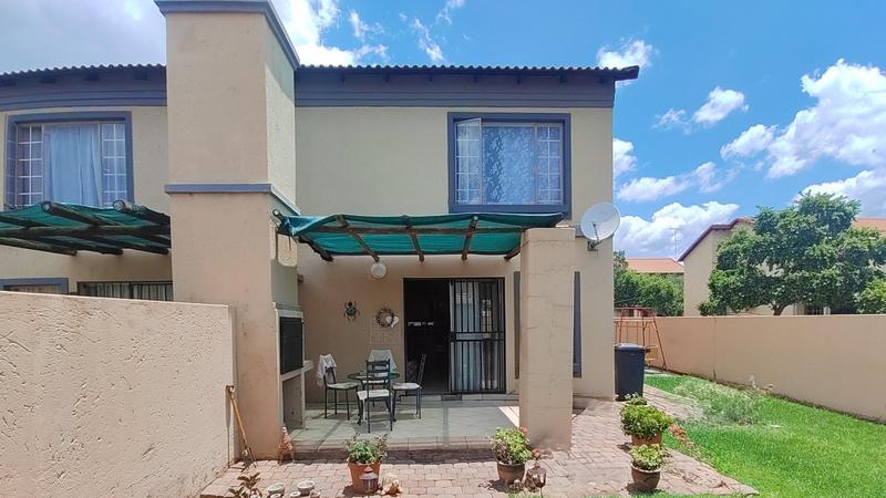 2 Bedroom Property for Sale in Annlin Gauteng