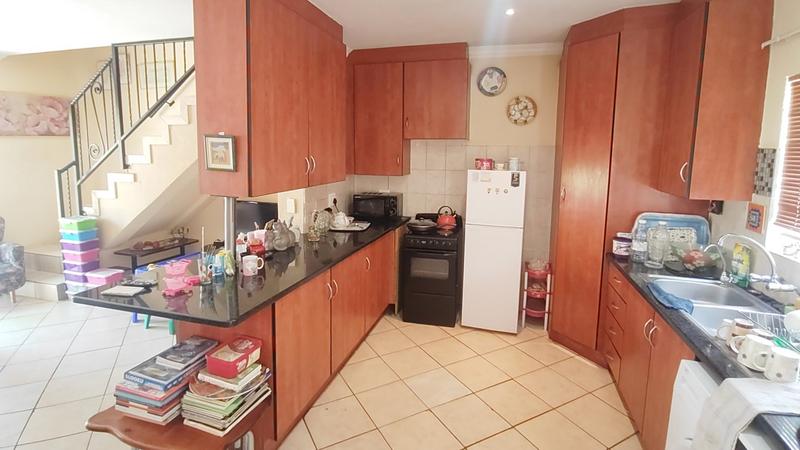 2 Bedroom Property for Sale in Annlin Gauteng