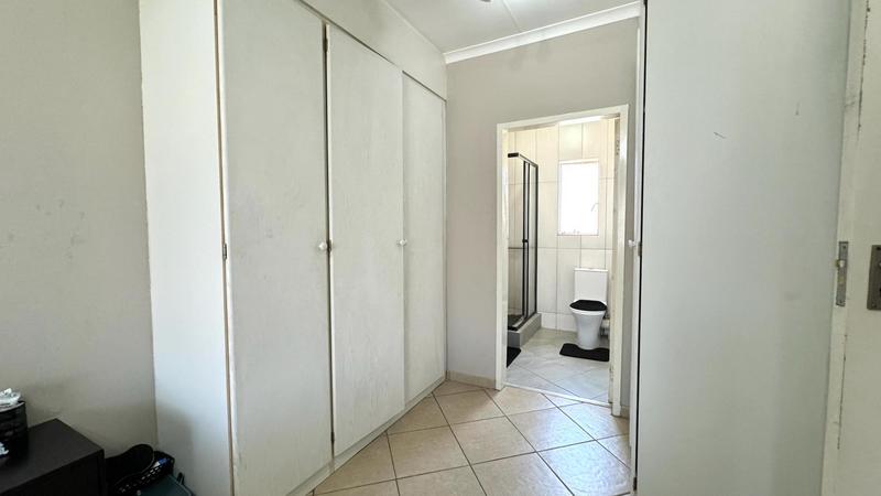 To Let 3 Bedroom Property for Rent in Country View Gauteng