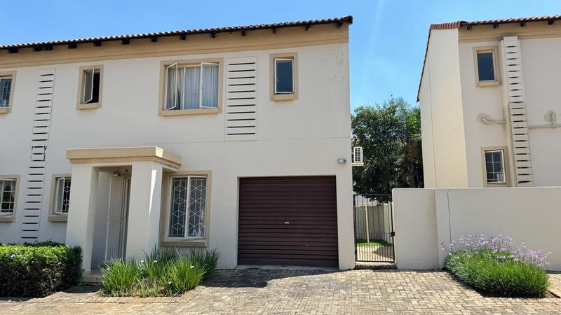 To Let 3 Bedroom Property for Rent in Country View Gauteng