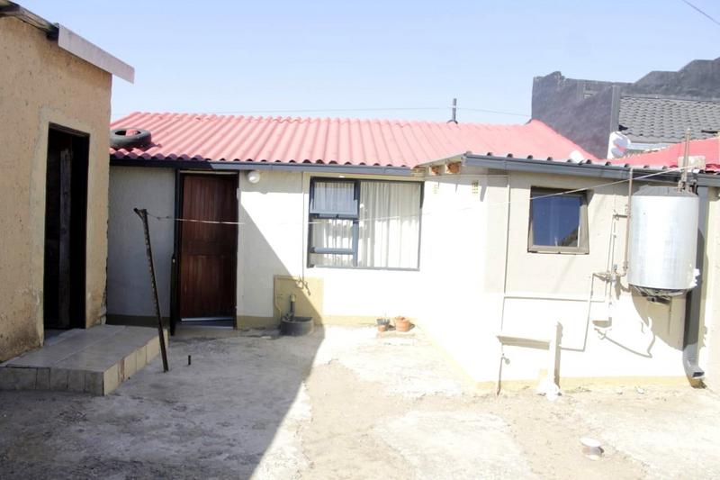 To Let 2 Bedroom Property for Rent in Meadowlands Gauteng