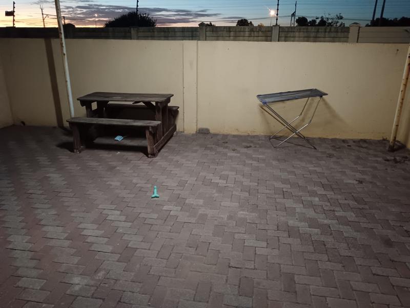 2 Bedroom Property for Sale in Kookrus Gauteng