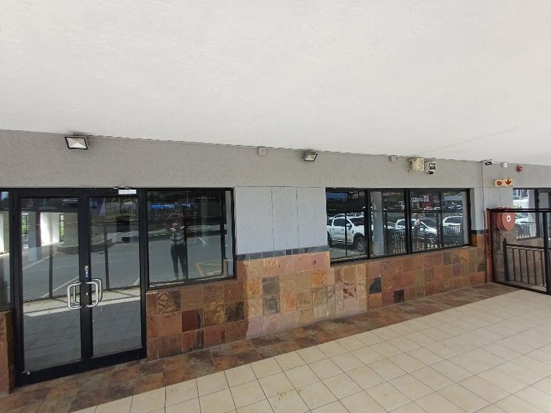 To Let commercial Property for Rent in Die Hoewes Gauteng