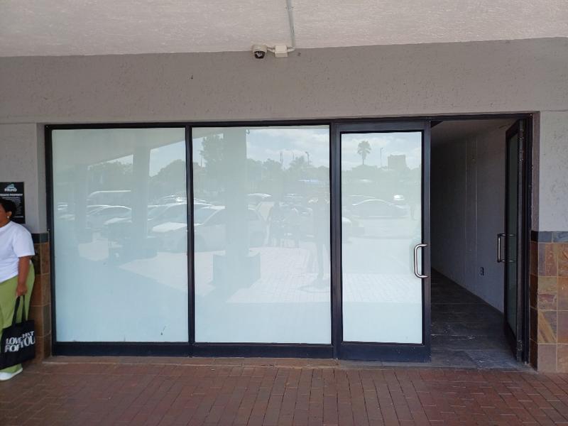 To Let commercial Property for Rent in Die Hoewes Gauteng