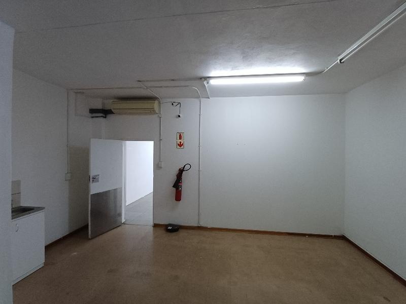 To Let commercial Property for Rent in Die Hoewes Gauteng